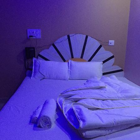 Oyo 75627 New Ankit Guest House バラナシ エクステリア 写真